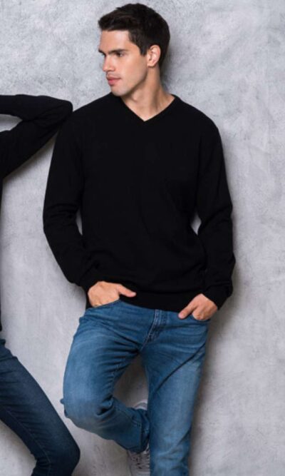 MEN’S V-NECK FINE GAUGE COTTON PULLOVER - Image 4